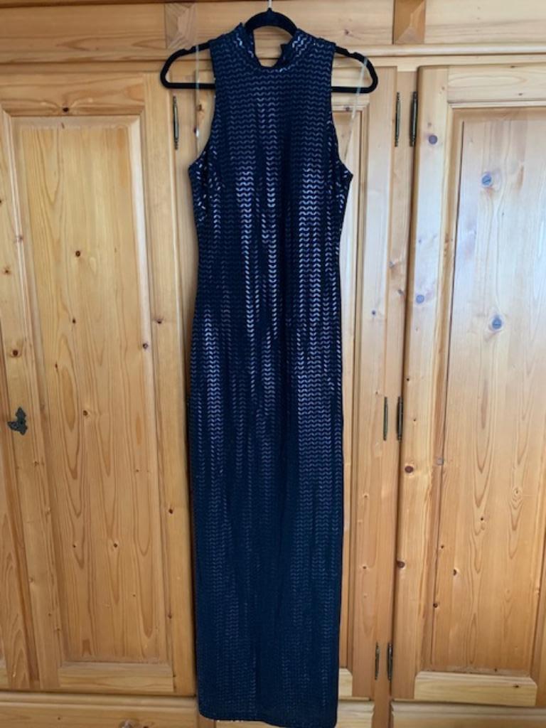Lang zwart dameskleed - maat 40, Kleding | Dames, Maat 38/40 (M), Zwart, Ophalen of Verzenden, Explosion