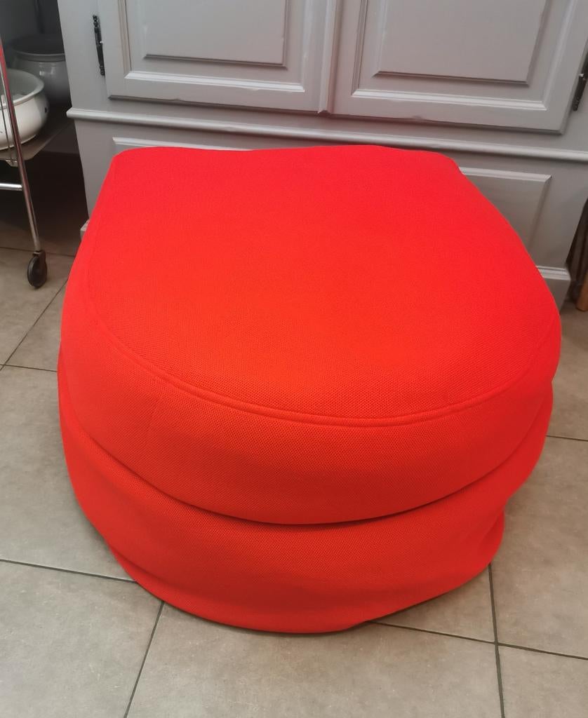 Pouf Bussan Ikea, Maison & Meubles, Enlèvement, Utilisé, Rouge, Pouf