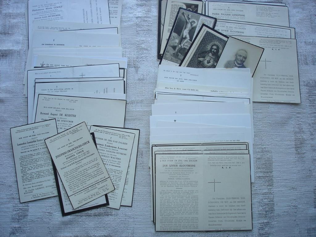 Schelle / Hemiksem lot doodsprentjes (94 stuks), Verzenden, Bidprentje