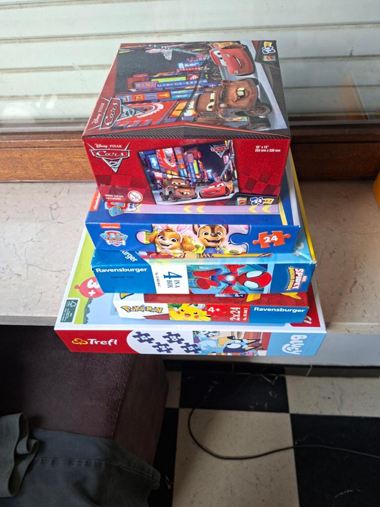Verschillende puzzels, Ophalen