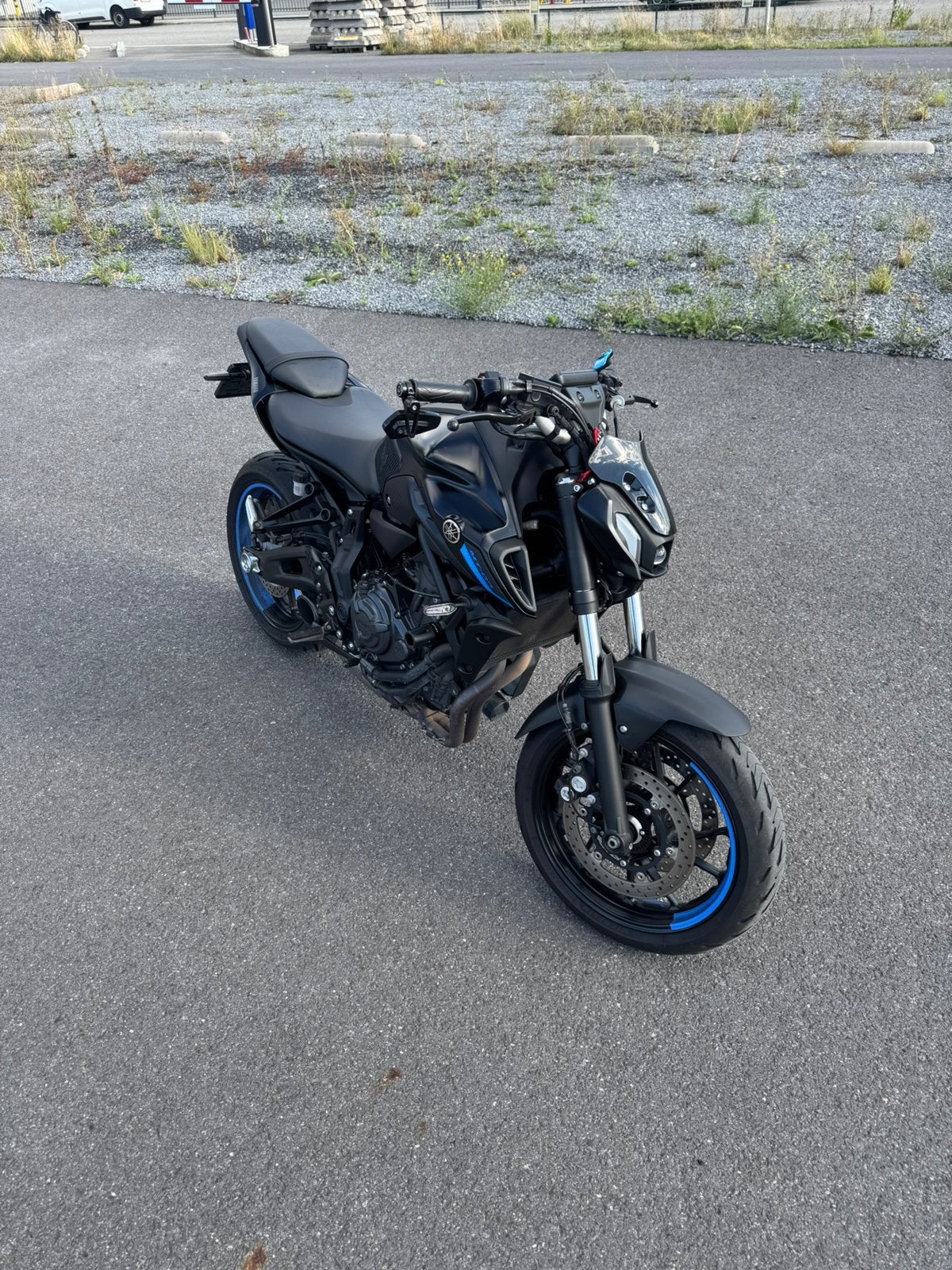 MT-07 A2, Motoren, 2 cilinders, ABS, Particulier, Minimaal motorrijbewijs A2