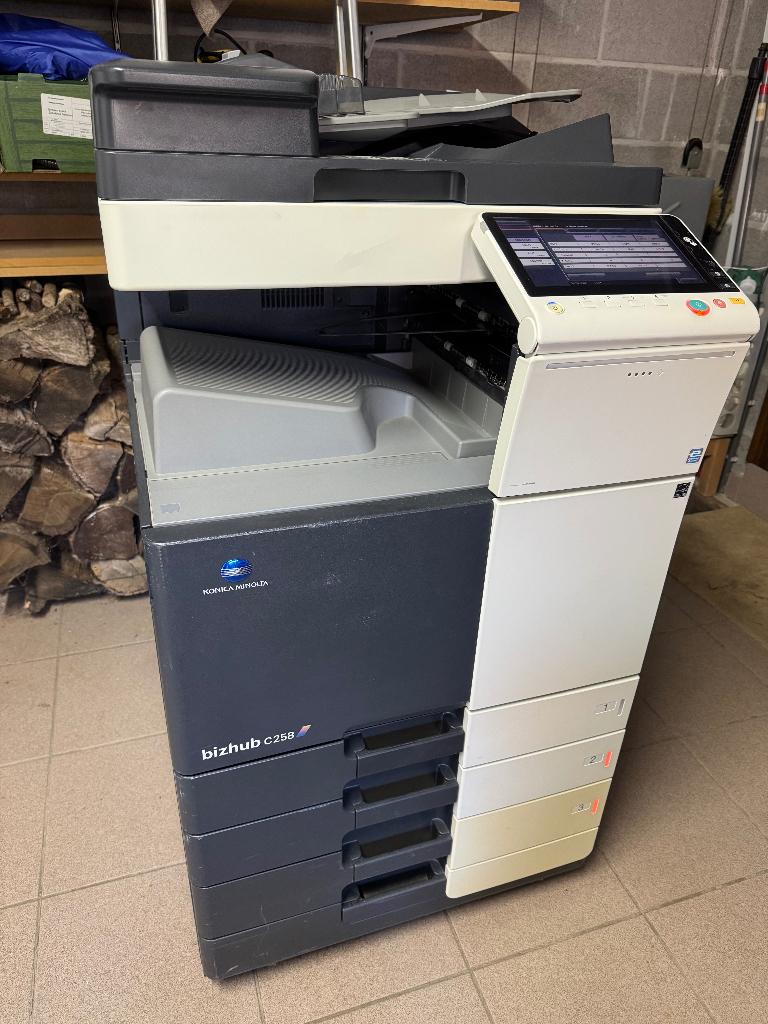 Konica Minolta Bizhub C258, Informatique & Logiciels, Enlèvement, Utilisé, Autres types, Konica Minolta