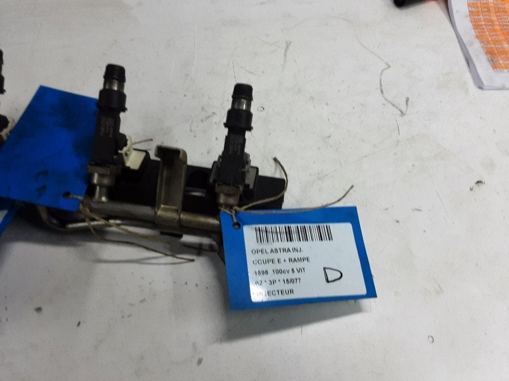 INJECTEUR Opel Astra G (F07) (01-1999/03-2005), Autos : Pièces & Accessoires, Utilisé, Opel