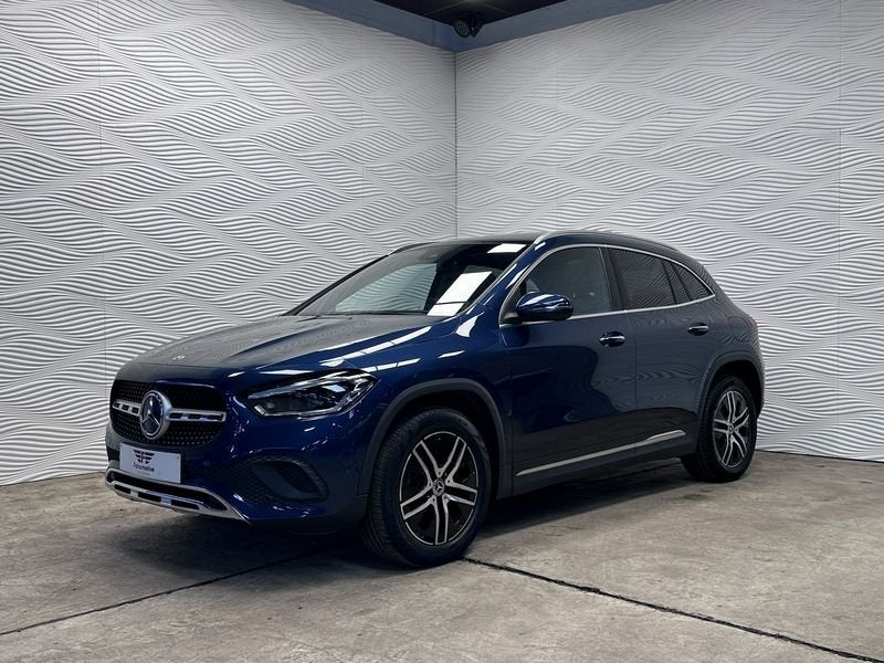 Mercedes-Benz GLA 250e*PHEV*PANO DAK*CAMERA*LED*LAGE BIV!*, Auto's, Gebruikt, 4 cilinders, Blauw, Leder en Stof