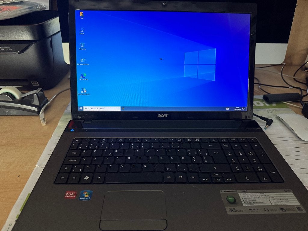 Acer 7560G in nieuwstaat, HDD, Ophalen of Verzenden, Zo goed als nieuw, Azerty
