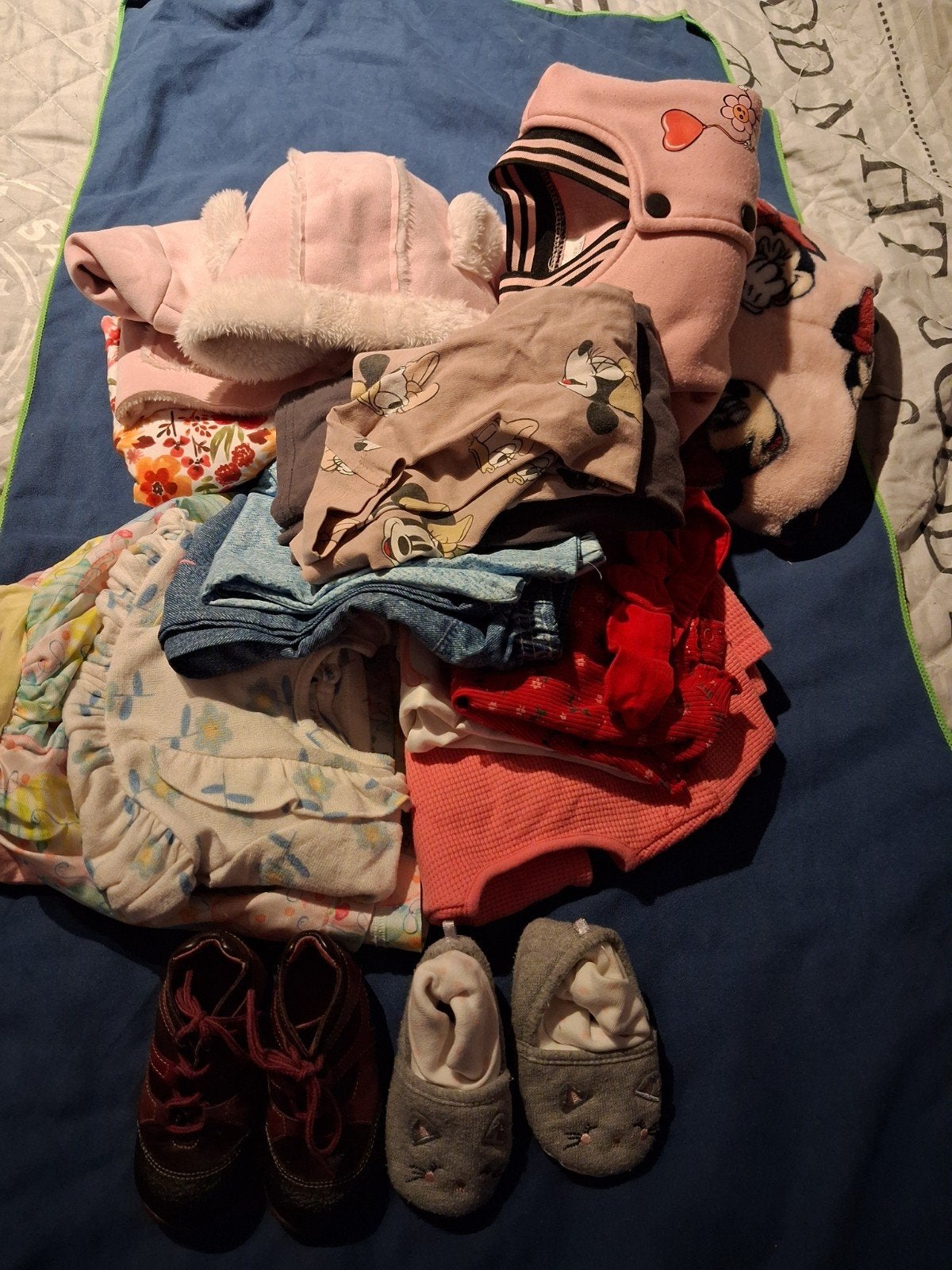 pakket baby kleren maat 7 tot 12 maanden, Kinderen en Baby's, Babykleding | Overige, Ophalen of Verzenden