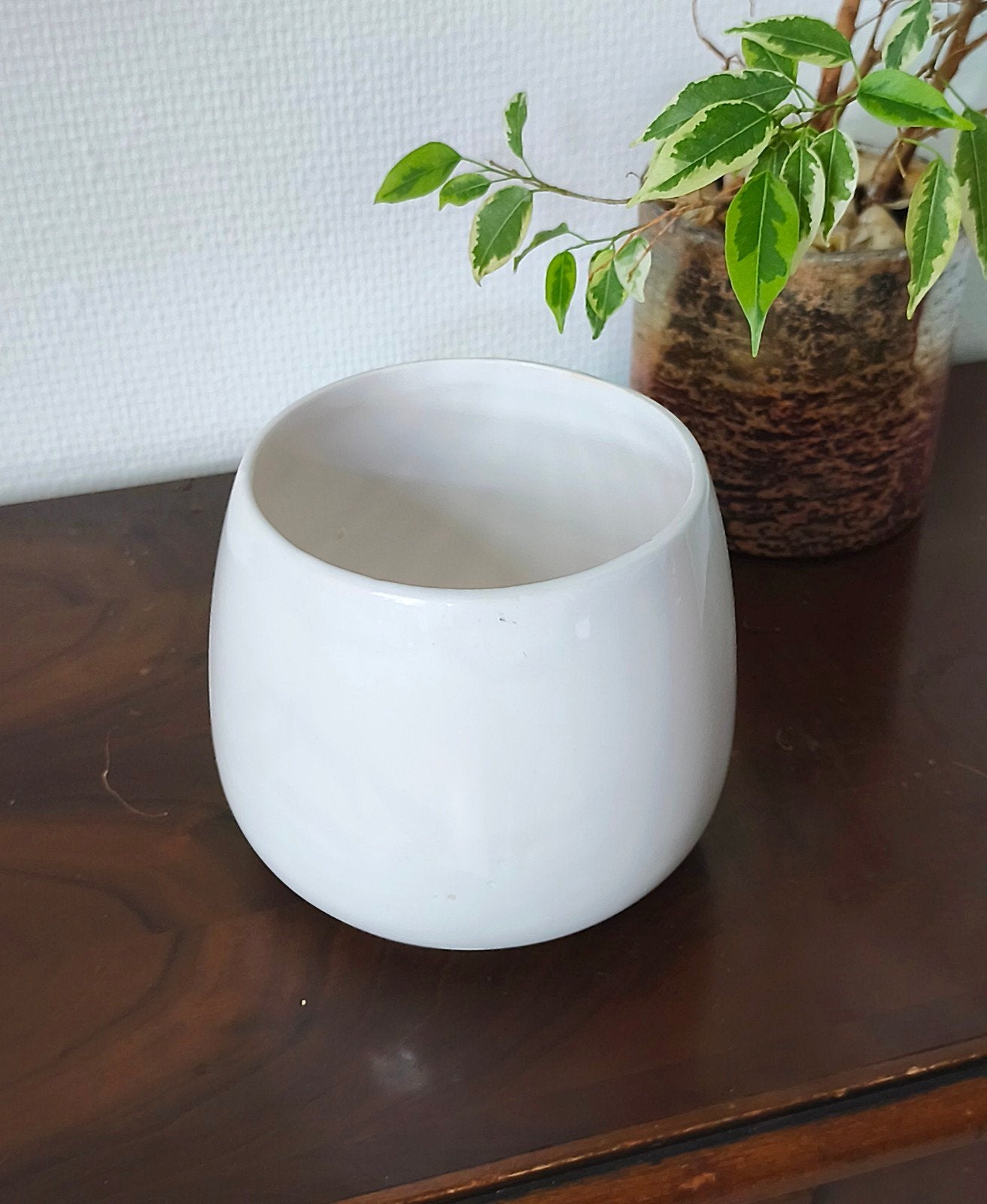 Witte bloempot, Tuin en Terras, Gebruikt, Rond, Ophalen of Verzenden, Aardewerk
