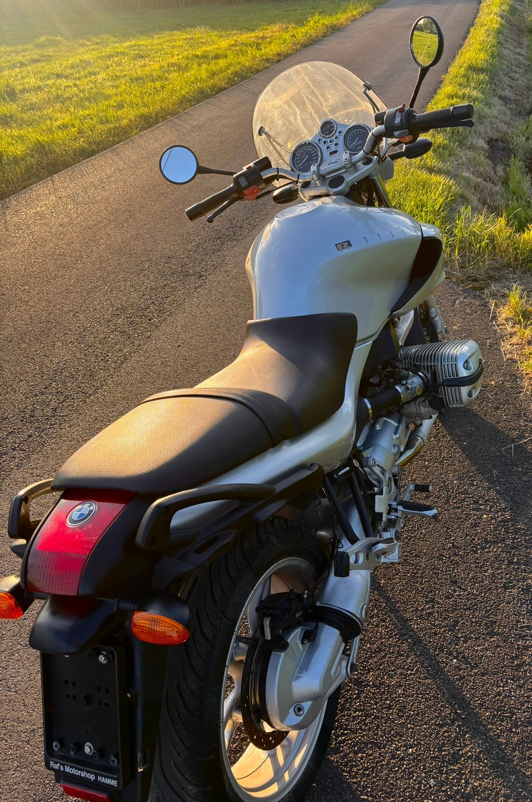 BMW R1150R "Twin Spark"  *Gekeurd*  incl kofferset, Motoren, Motoren | BMW, Ophalen