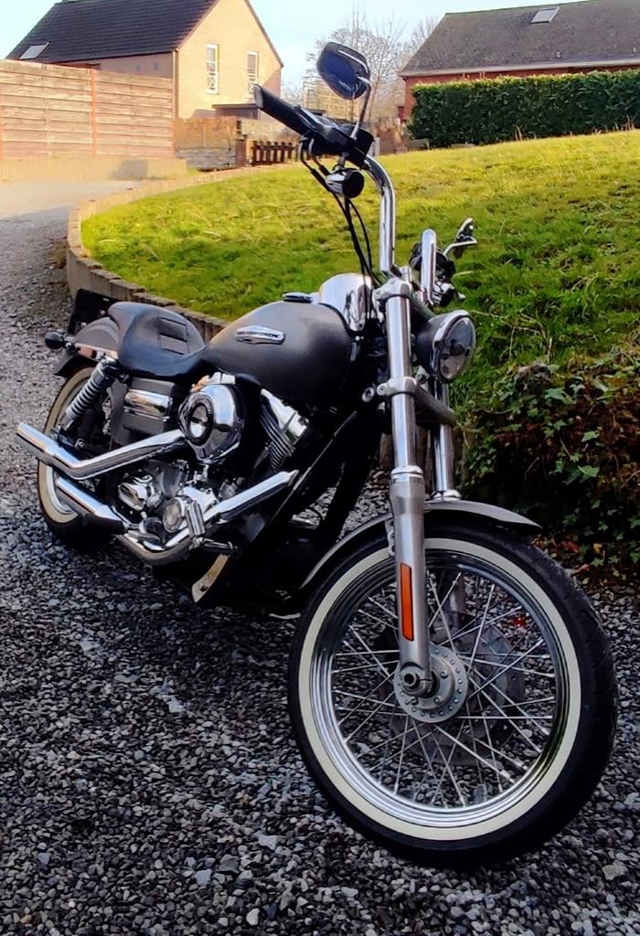 Harley Davidson super glide 96cui, Occasion, 2 cylindres, Particulier, 1584 cm³