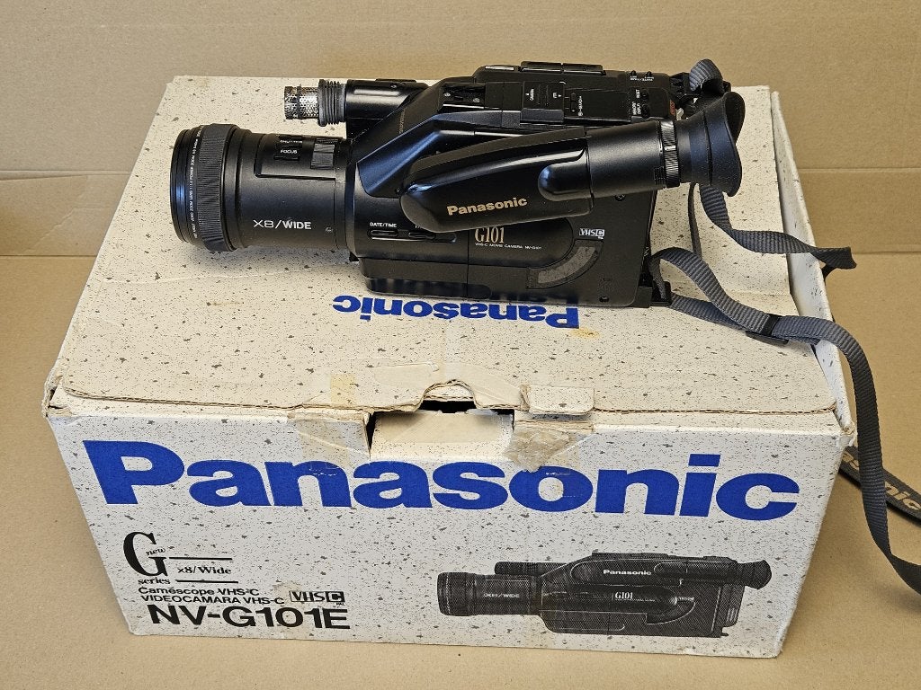 Caméscope Vintage Panasonic NV-G101, Audio, Tv en Foto, Ophalen of Verzenden