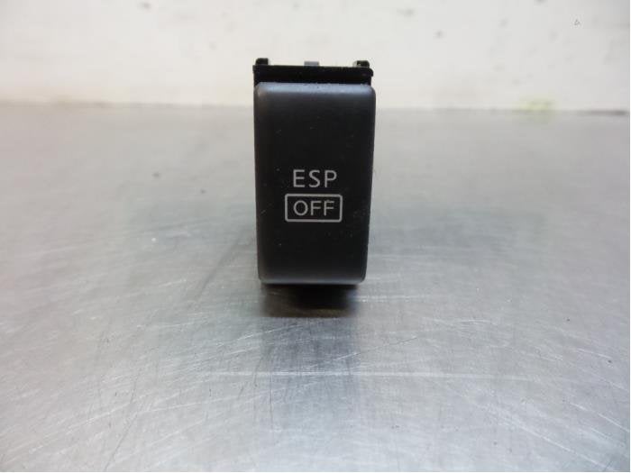Commutateur ESP d'un Nissan X-Trail (X-Trail 01-), -, Utilisé, -, Nissan