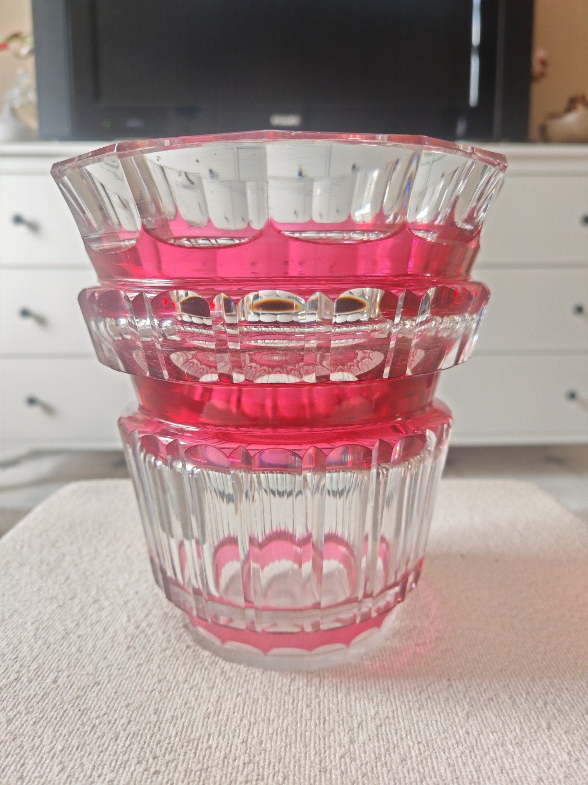 Grand vase en cristal rouge rubis - Val Saint-Lambert, Huis en Inrichting, Woonaccessoires | Etagères, Ophalen
