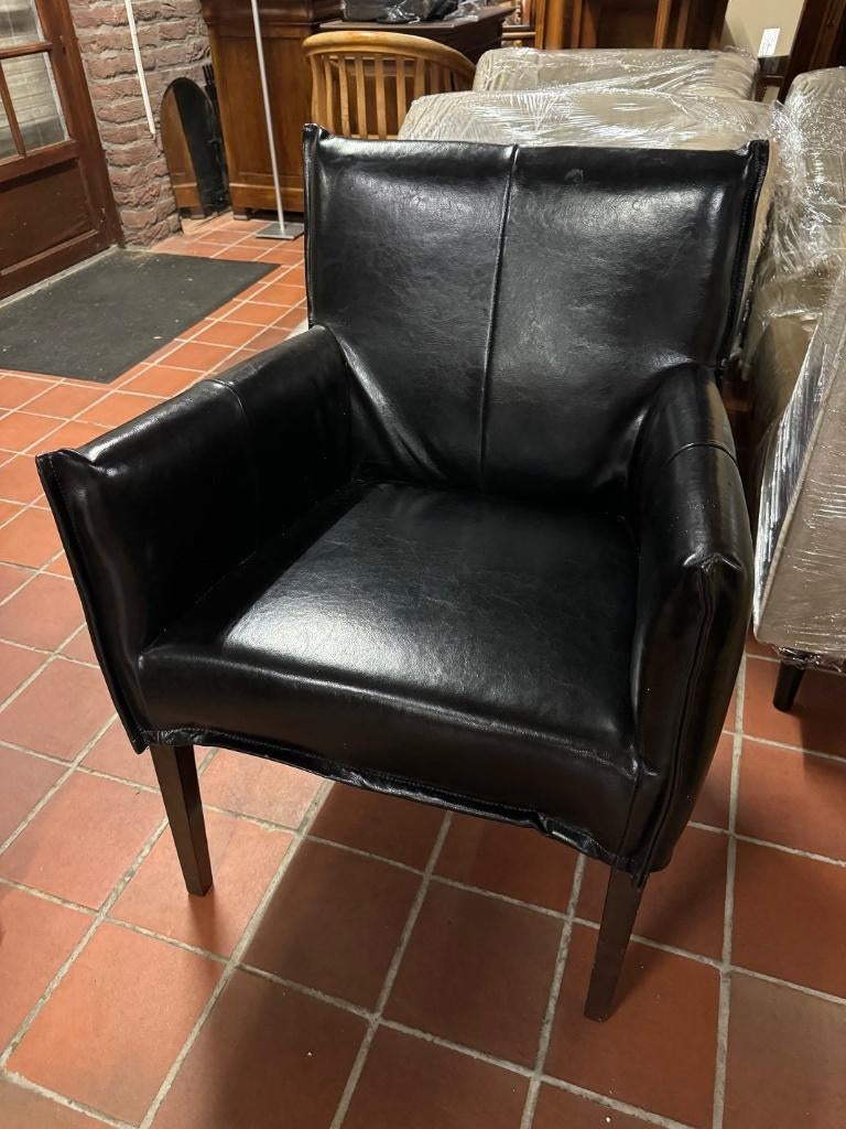4 ZWARTE LEDEREN ARMSTOELEN - EETKAMERSTOELEN, Enlèvement, Noir, Cuir, Moderne