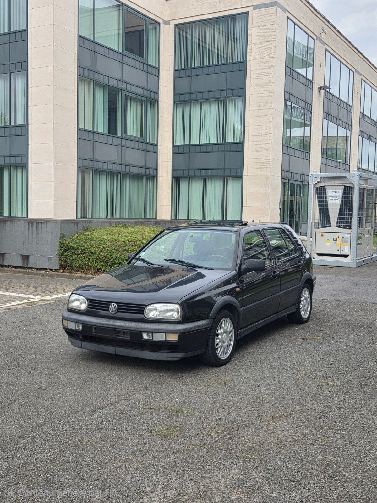 Vw Golf 3 GT 1.6 Benzine ( oldtimer ), Auto's, Dealer onderhouden, Stof, Zwart, USB