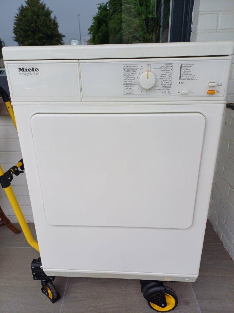 Miele Novotronic T224 Droogkast in goede staat, Elektronische apparatuur, Droogkasten, Ophalen, Gebruikt, Luchtafvoer, Anti-kreukfase