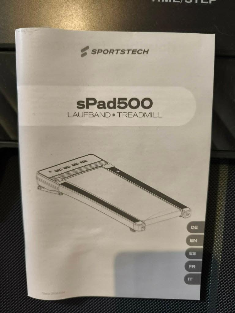 Tapis de courses Sportstech SPad 500, Sports & Fitness, Appareils de fitness, Comme neuf, Tapis roulant, Jambes, Enlèvement