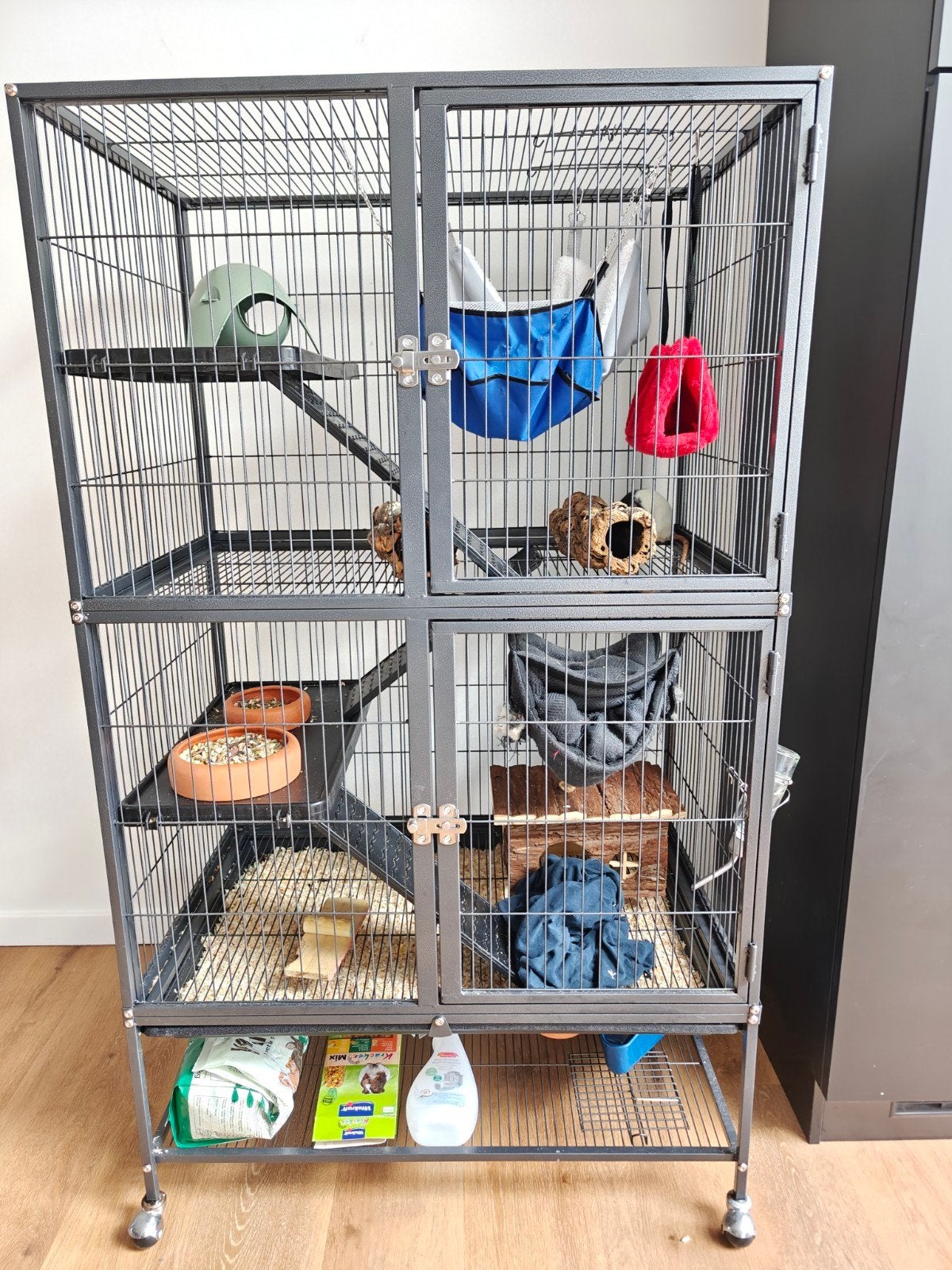 2 ratjes met kot en toebehoren., Ophalen