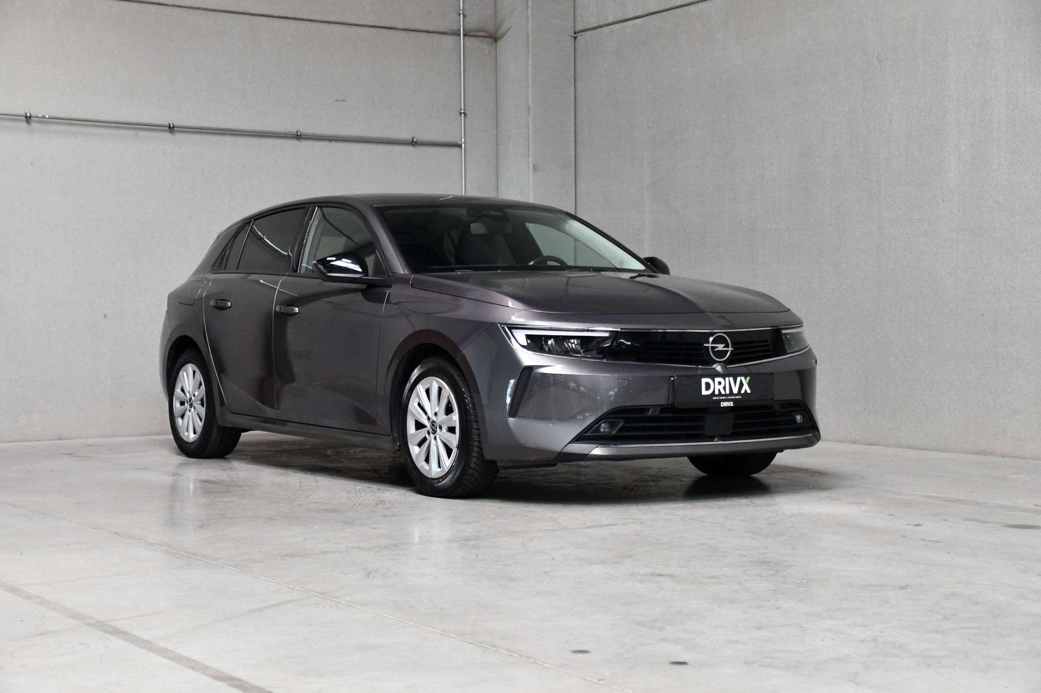 Opel Astra DAB - Carplay - Stuurverw. - Trekhaak - Camera, Auto's, Voorwielaandrijving, Stof, Gebruikt, 1199 cc