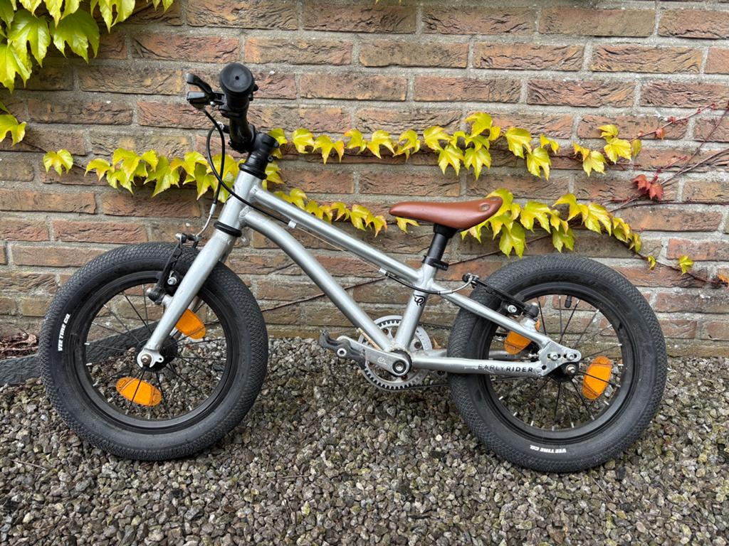 Kinderfiets Earlyrider, Ophalen, Zo goed als nieuw