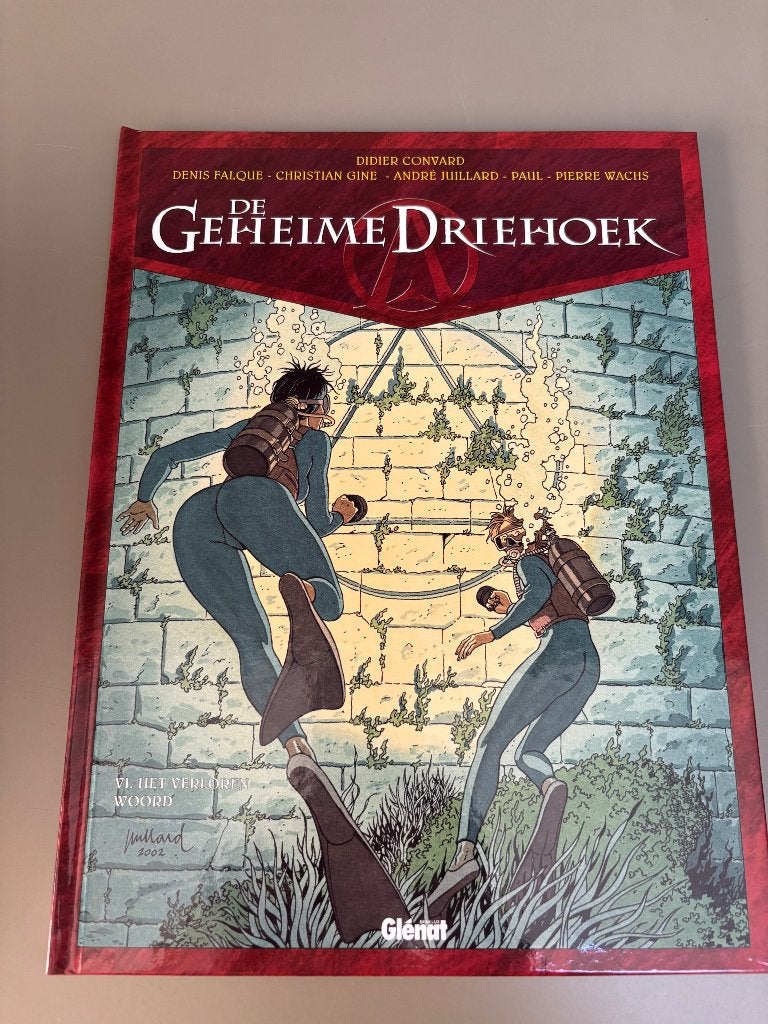 De geheime driehoek, Boeken, Ophalen of Verzenden, Zo goed als nieuw