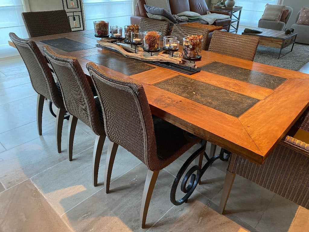 Grote tafel (koloniale stijl) met 8 vincent sheppard stoelen, Huis en Inrichting, Ophalen, 100 tot 150 cm, Koloniaal, 200 cm of meer