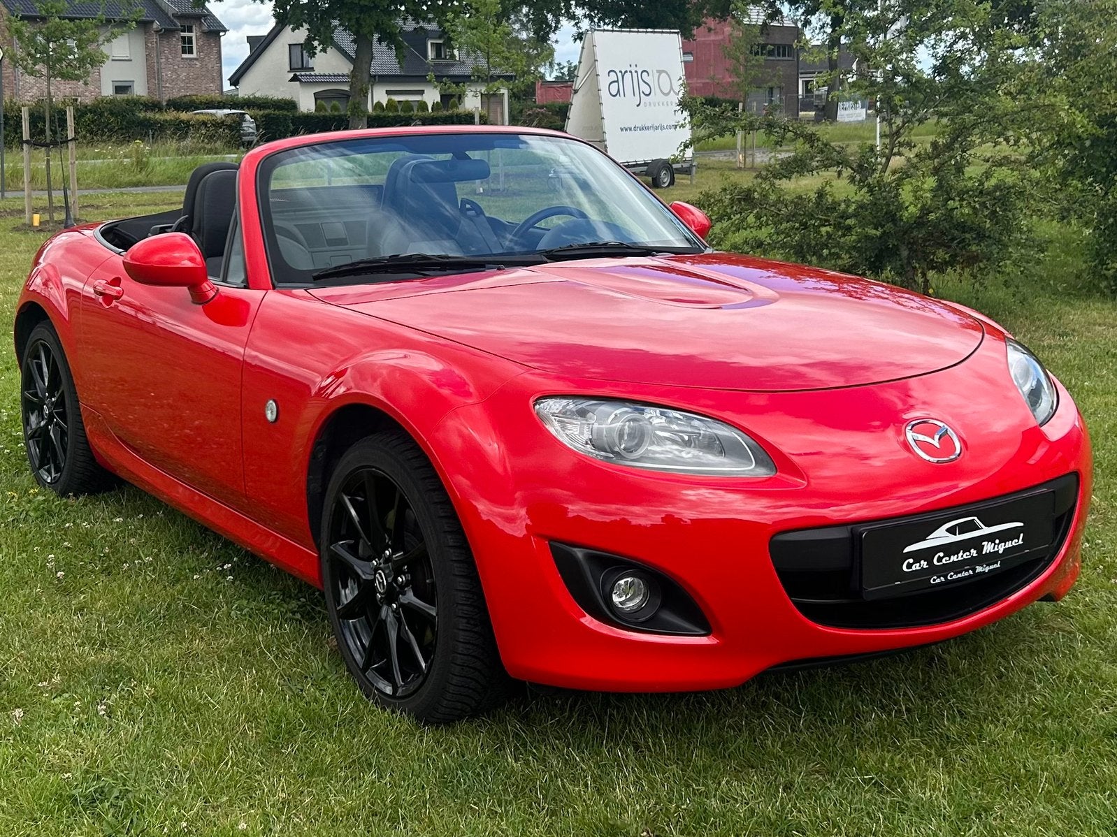 Mazda MX5 NC 1.8i //True Red//Leather//cruise controle, Auto's, Mazda, 167 g/km, Euro 5, Achterwielaandrijving, Cabriolet