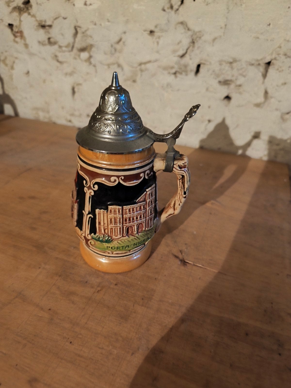 Chope à bière vintage, Enlèvement