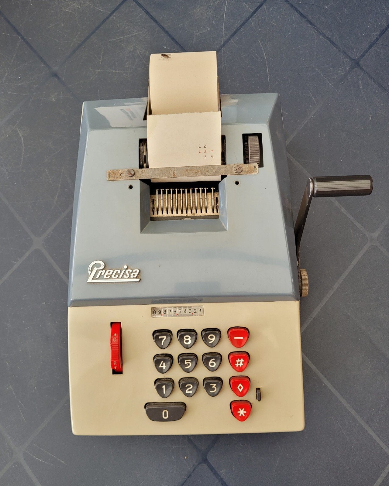 Machine à calculer vintage Precisa modèle 10 – Fonctionnelle, Enlèvement, Utilisé