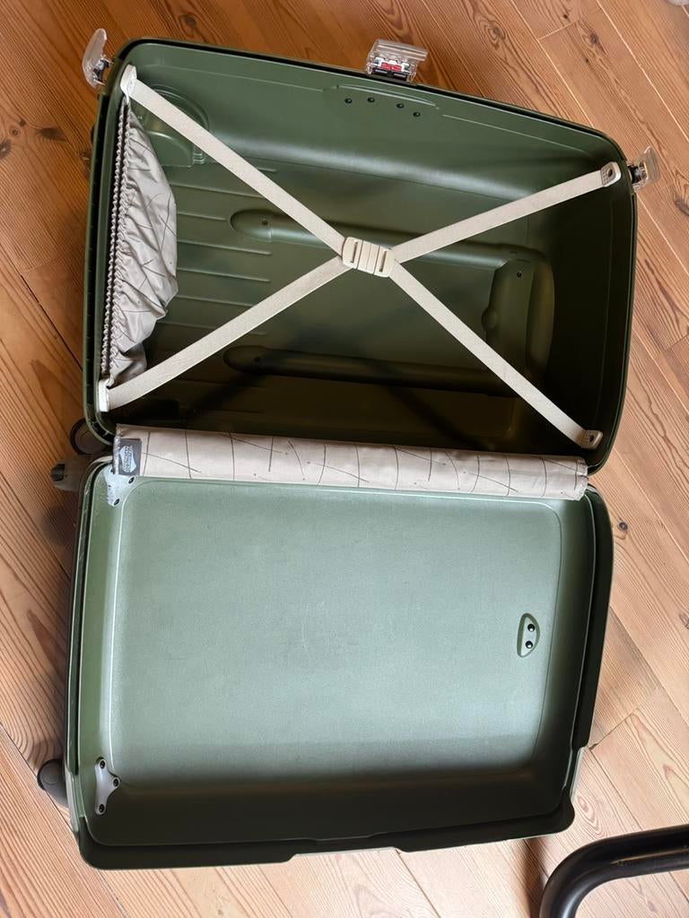 American Tourister - harde reiskoffer, Enlèvement ou Envoi, 70 cm ou plus, Plastique dur, Utilisé