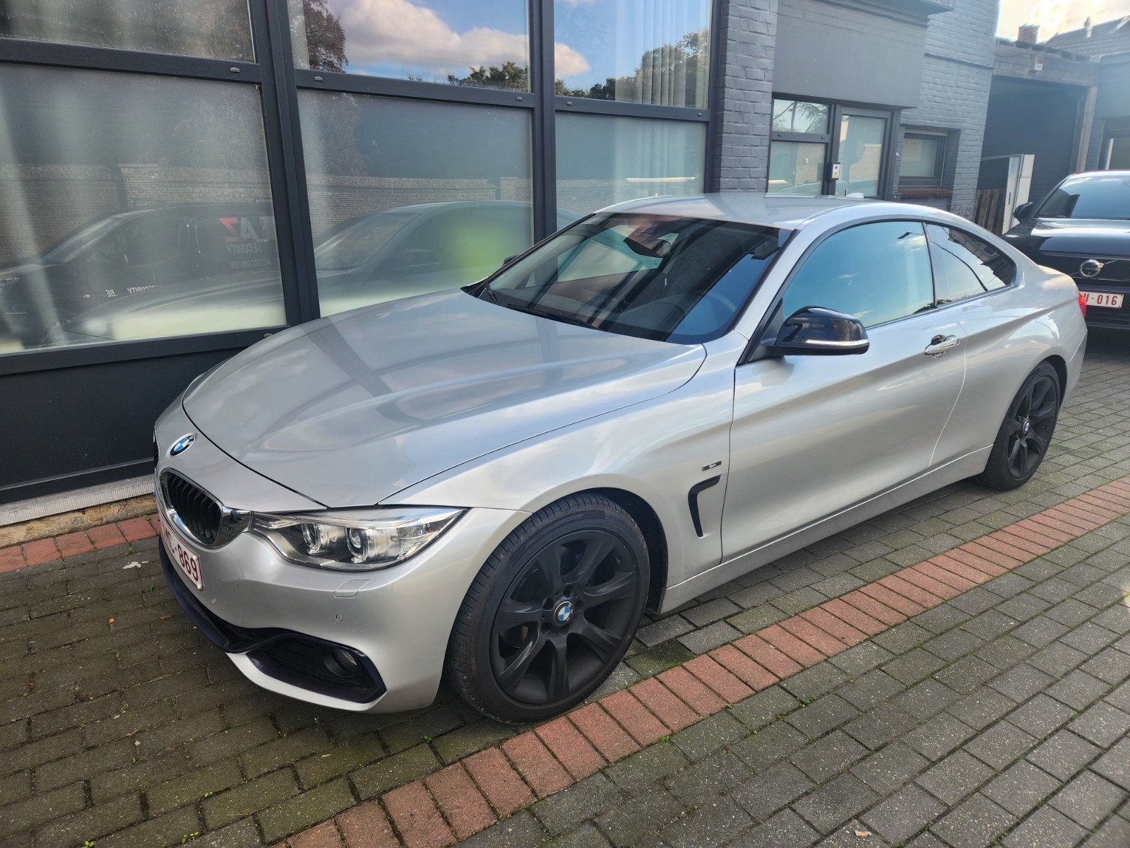 BMW 420d sport, Enlèvement