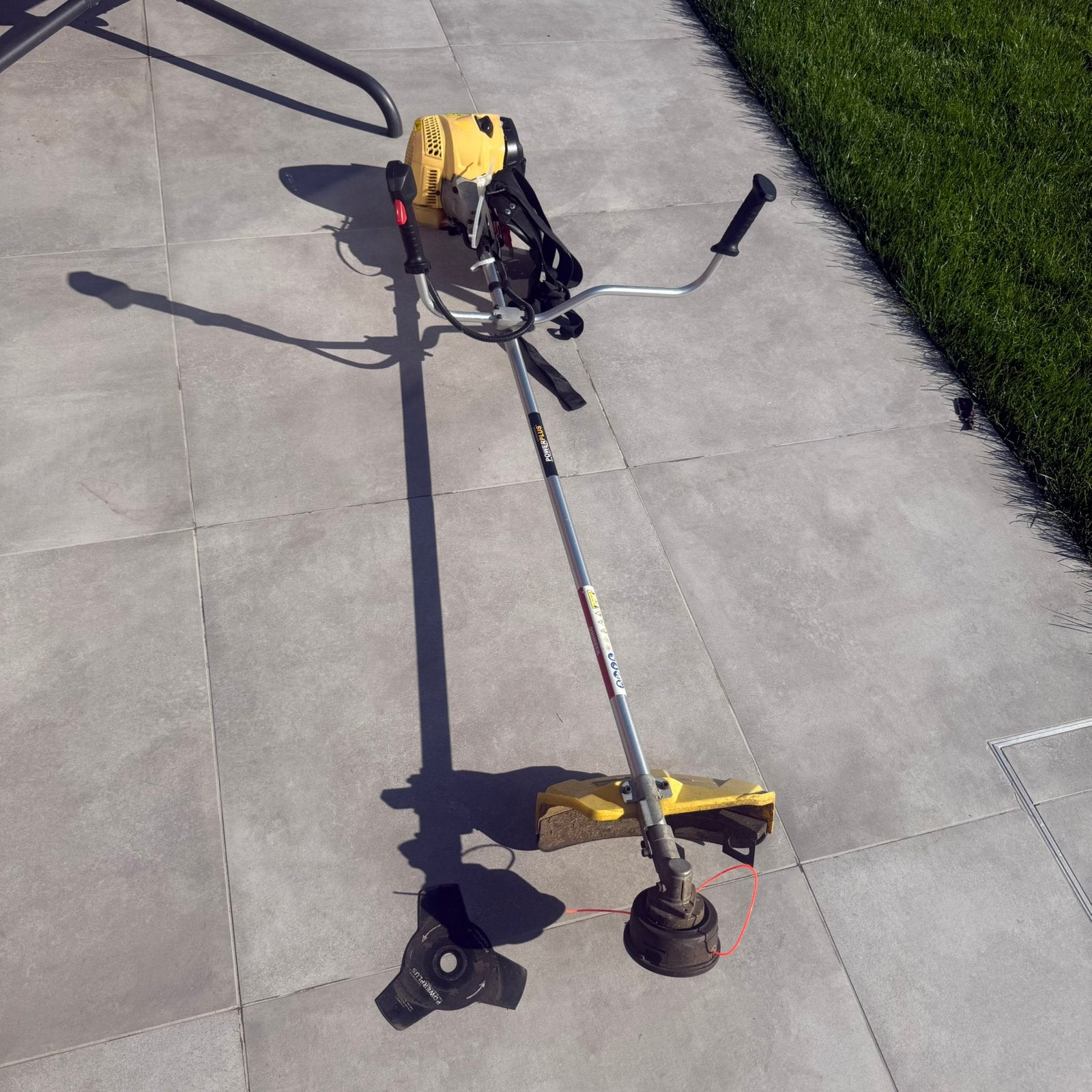 Benzine bosmaaıer power plus, Tuin en Terras, Ophalen, Gebruikt, Benzine