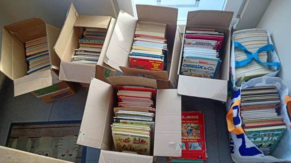 350  strips, Boeken, Meerdere stripboeken, Ophalen, Zo goed als nieuw