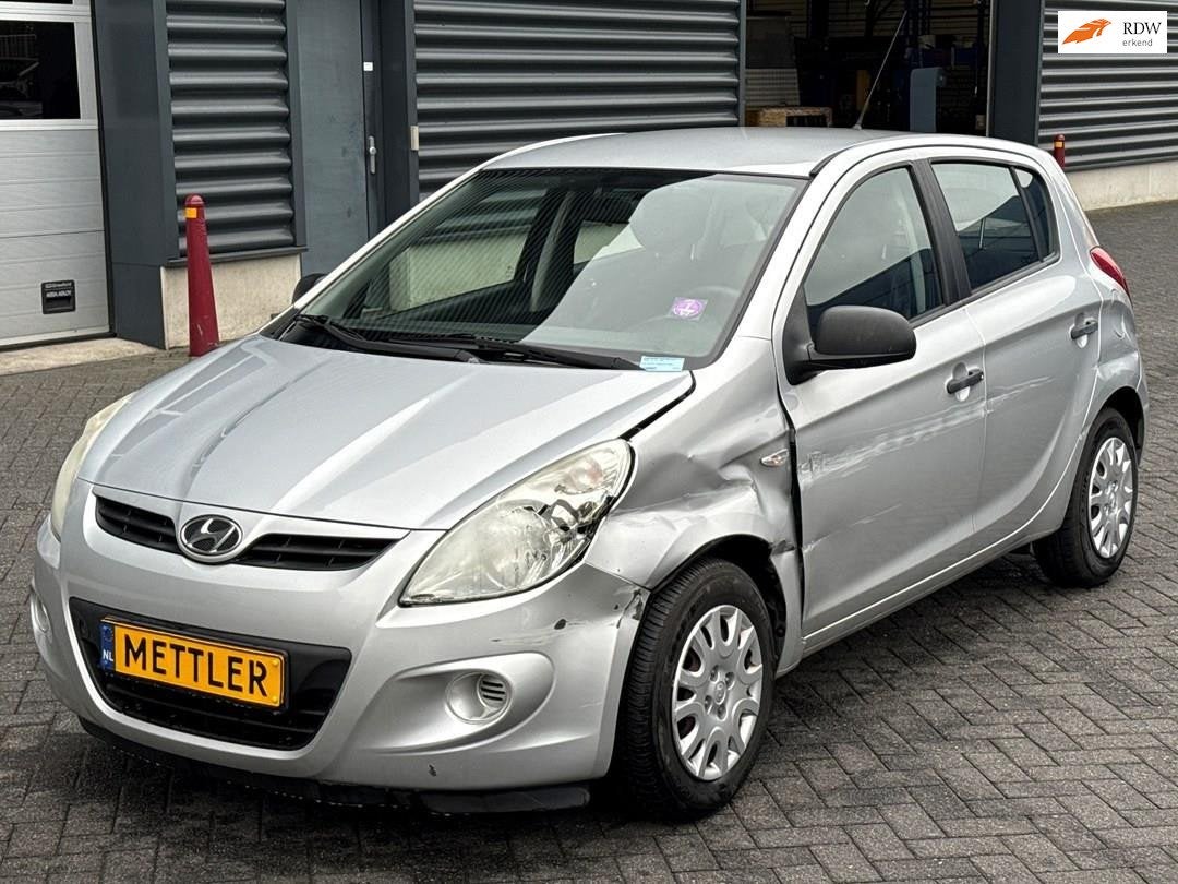 Hyundai I20 1.2i i-Drive, Auto's, Hyundai, Euro 5, 450 kg, Gebruikt, 4 cilinders