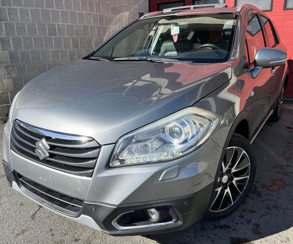 Suzuki S-Cross 1.6i GL B-Line + NAVI + CAMÉRA + CUIR + PANO, Auto's, Parkeersensor, Gebruikt, 4 cilinders, 120 pk