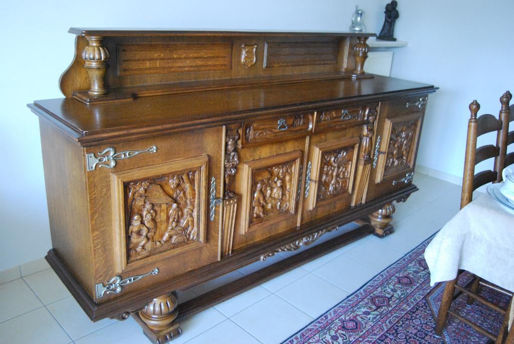 Lage kast / dressoir (breugelstijl), Huis en Inrichting, Kasten | Dressoirs, Ophalen, Eikenhout, Zo goed als nieuw, 200 cm of meer