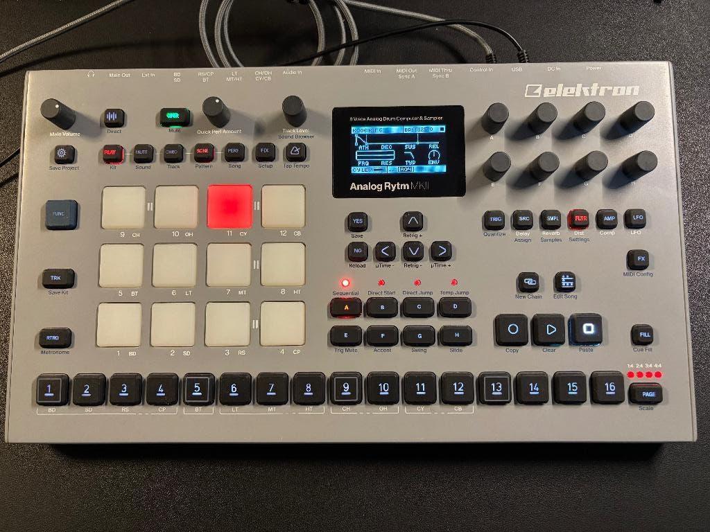 Elktron Rytm mkII / Elktron Analog 4 MKII, Musique & Instruments, Batteries électroniques, Enlèvement, Comme neuf, Autres marques