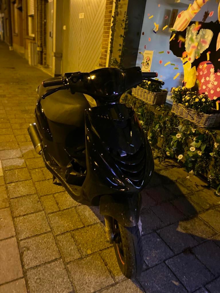 Piaggo zip 4takt te koop of te ruil, Ophalen, Zo goed als nieuw, Zip