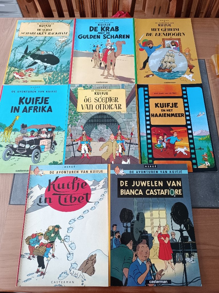 8 verschillende KUIFJE strips in goede en nette staat, Boeken, Meerdere stripboeken, Ophalen of Verzenden, Zo goed als nieuw, Hergé