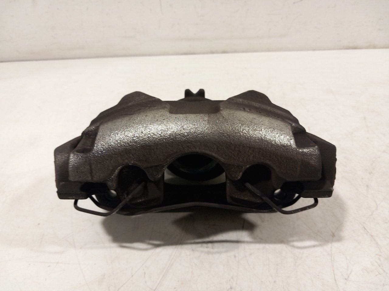 Remklauw rechts voor Renault Captur, Onderdelen@venauto.nl, Van der Ven Autorecycling B.V., Gebruikt, Ettenseweg 76, 4706 PB Roosendaal, The Netherlands