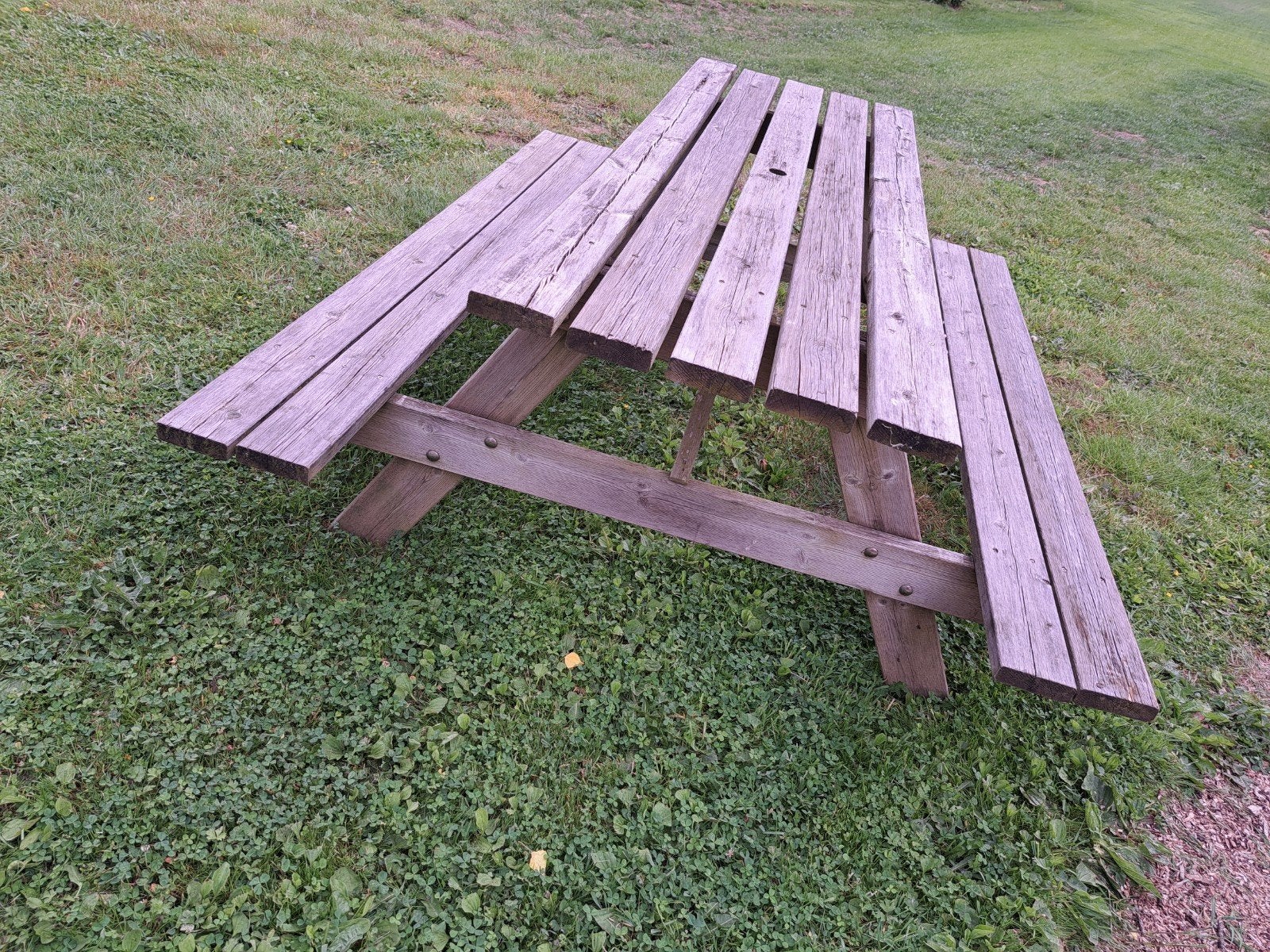 Picknicktafel, Ophalen