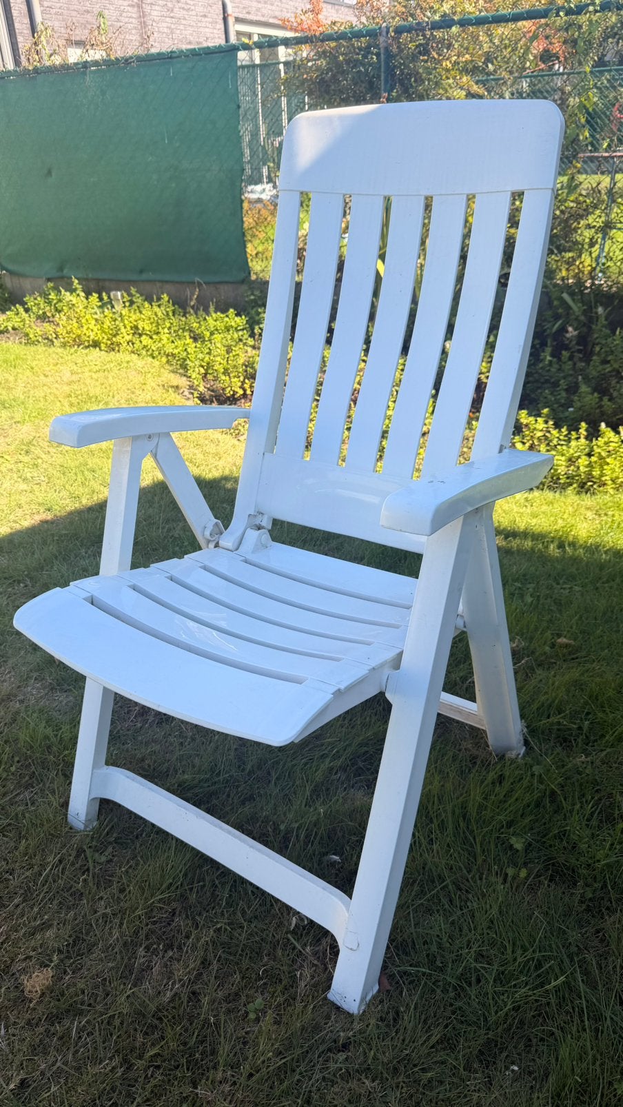 Chaise de jardin blanche, Enlèvement, Utilisé