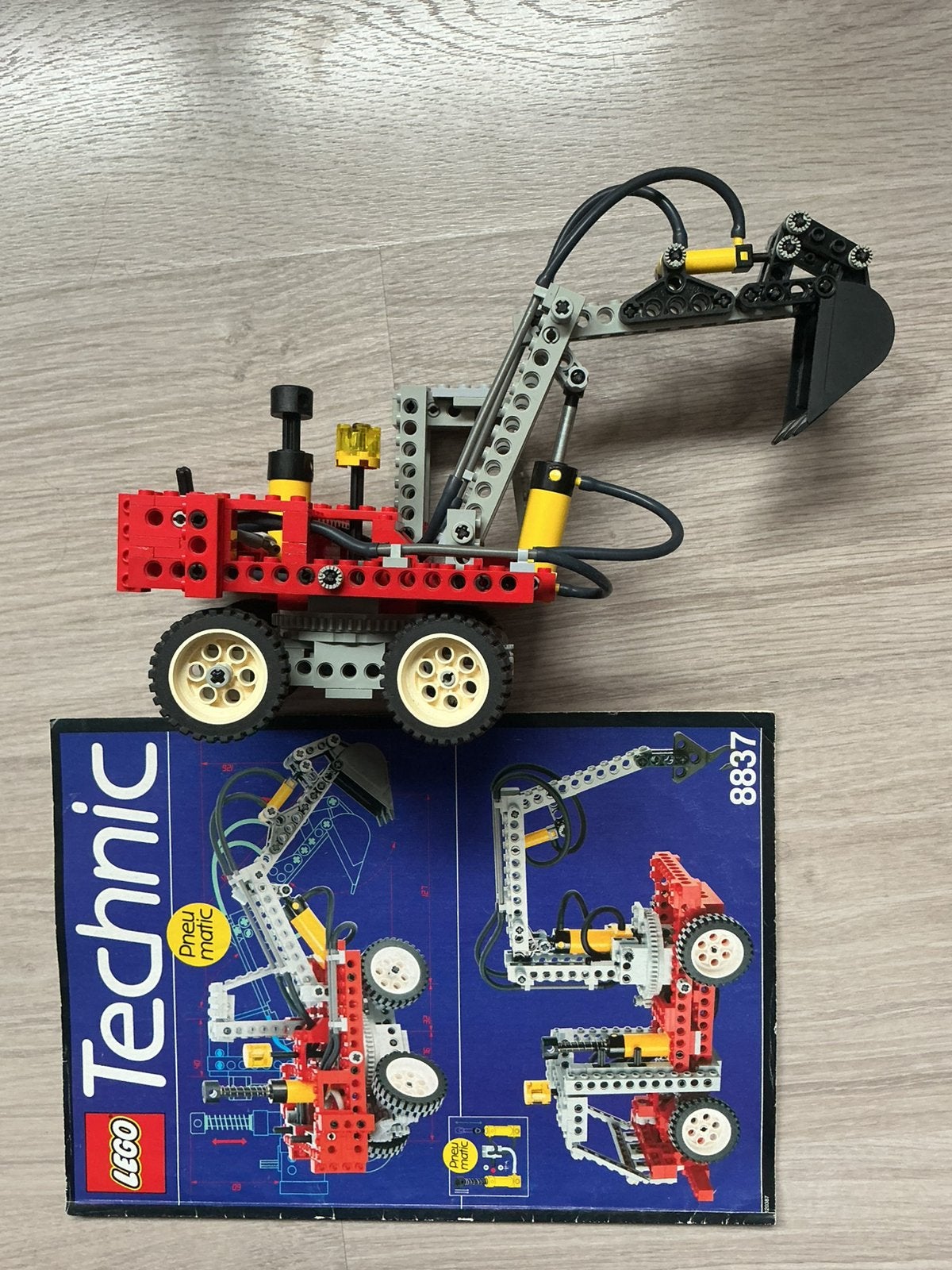 Lego Technic 8837 Pneumatic Excavator, Ophalen, Gebruikt, Lego, Technic
