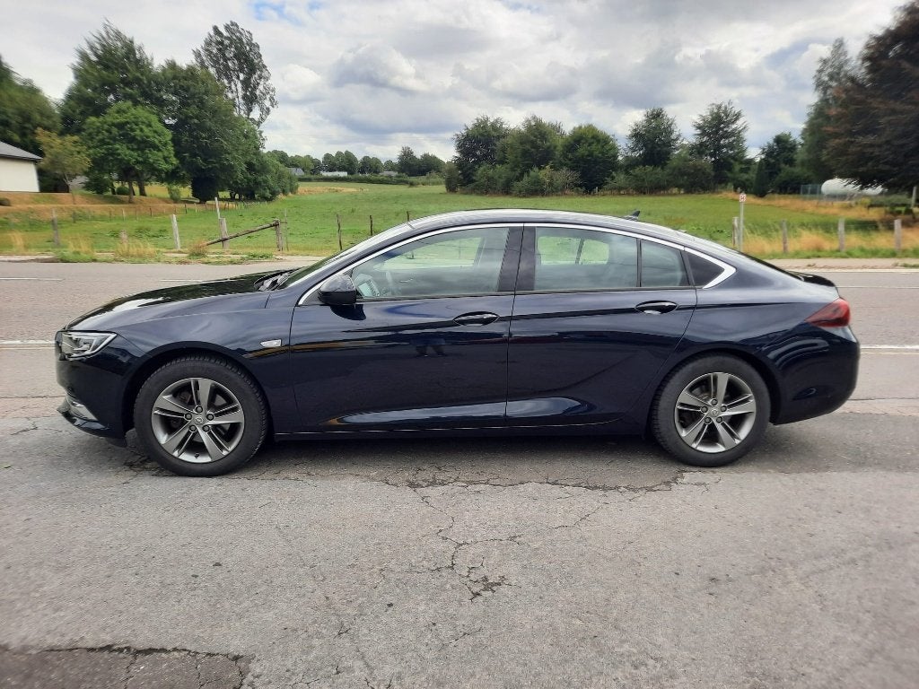 Opel Insignia Grand Sport, Auto's, Opel, Automaat, Dealer onderhouden, 4 cilinders, Bedrijf