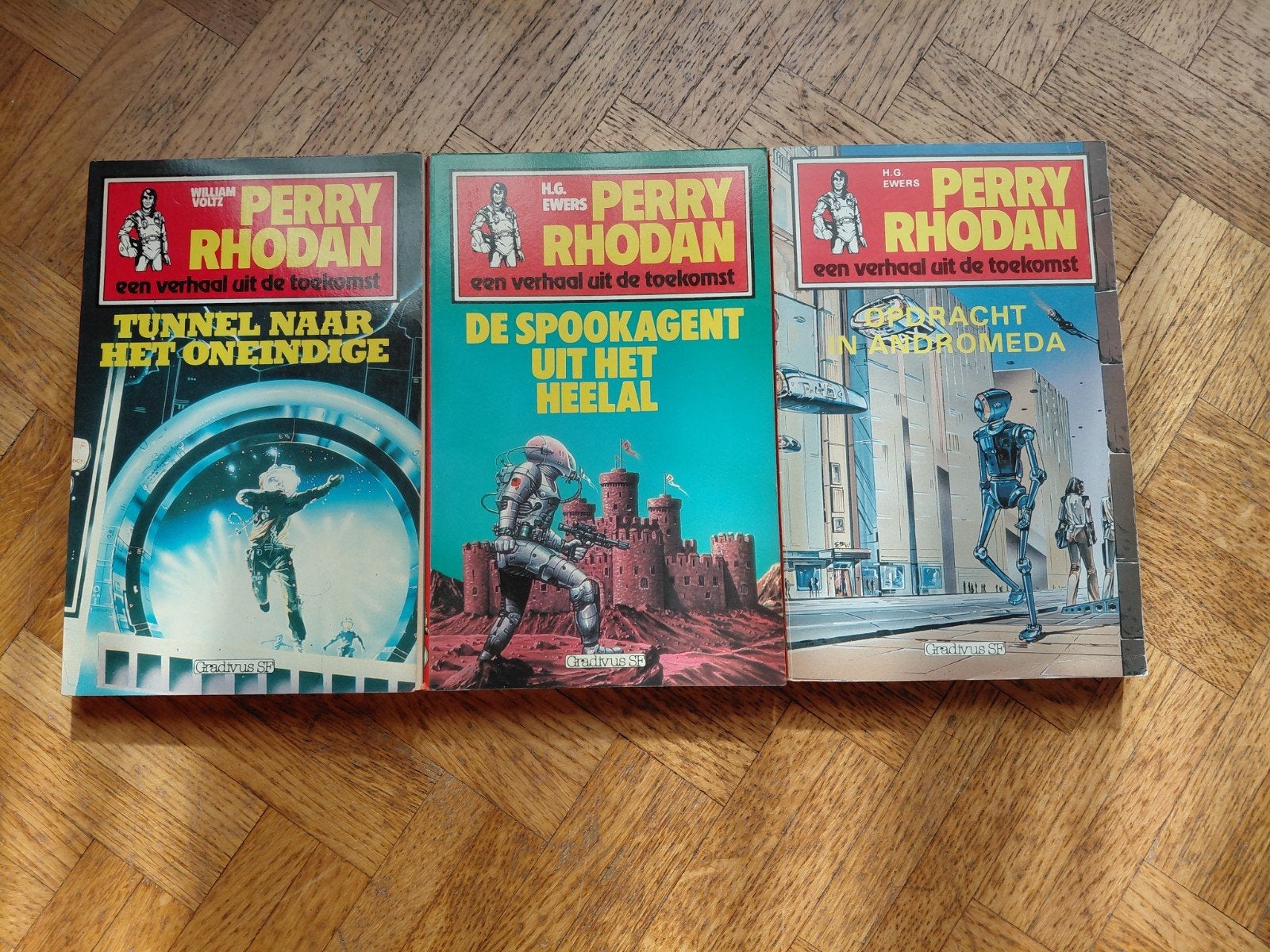 William Voltz + H.G. Ewers: Perry Rhodan: deel 11 - 12 - 16, Boeken, Ophalen of Verzenden, Gelezen
