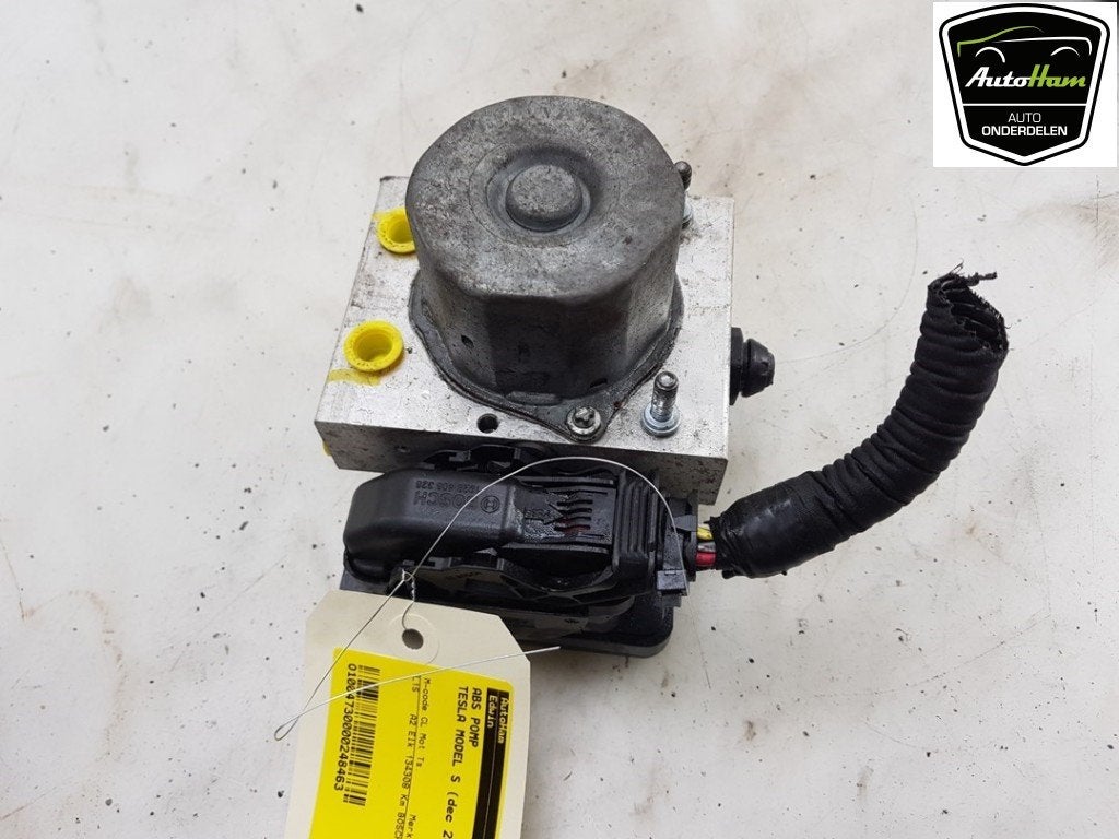 ABS POMP Tesla Model S (01-2012/02-2016), Robert Bosch AG, Gebruikt, Overige automerken, Robert-Bosch-Allee 1
74232  Abstatt, DE