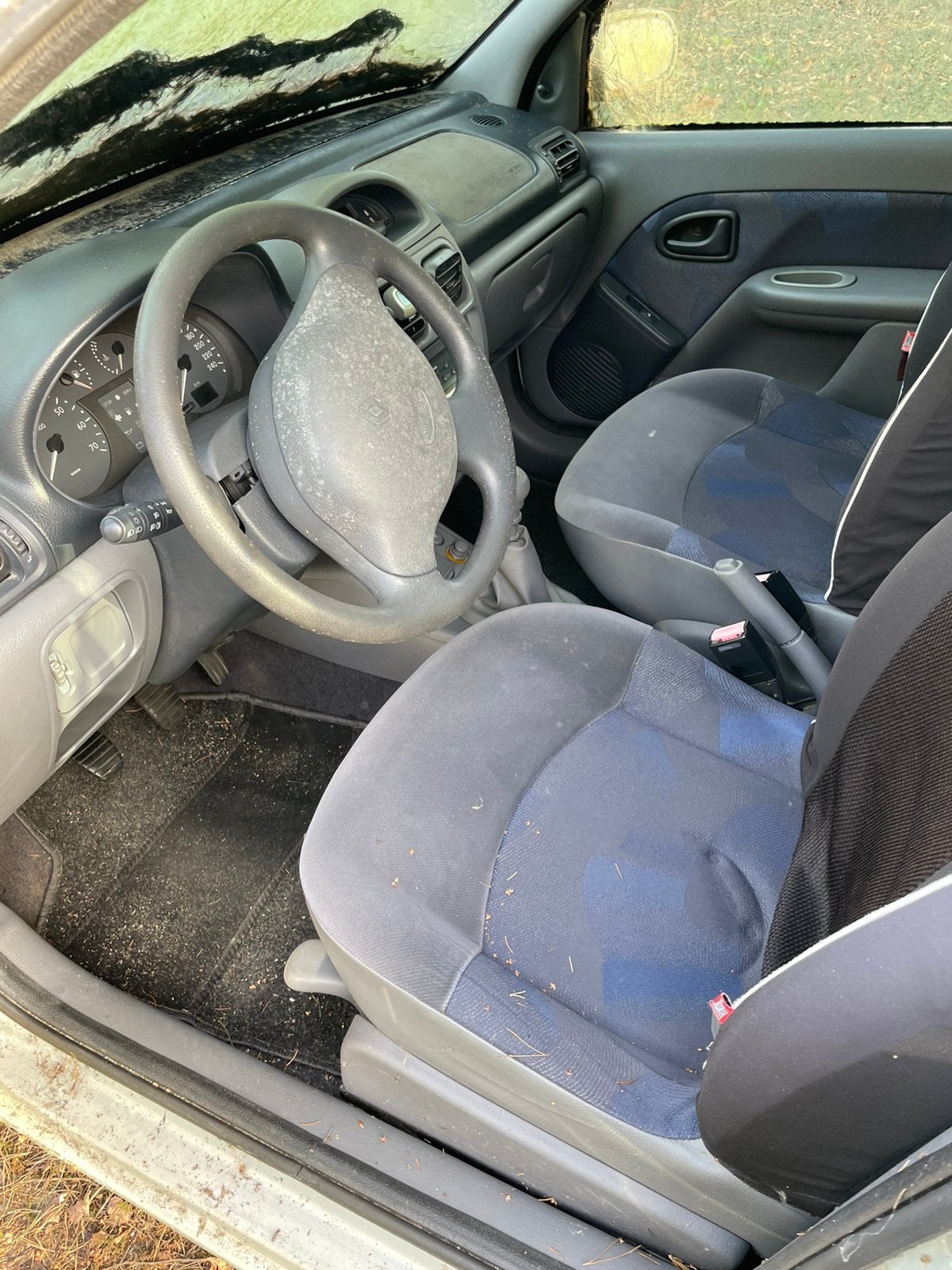 Renault clio te koop voor autodelen, Ophalen, Voor, Renault