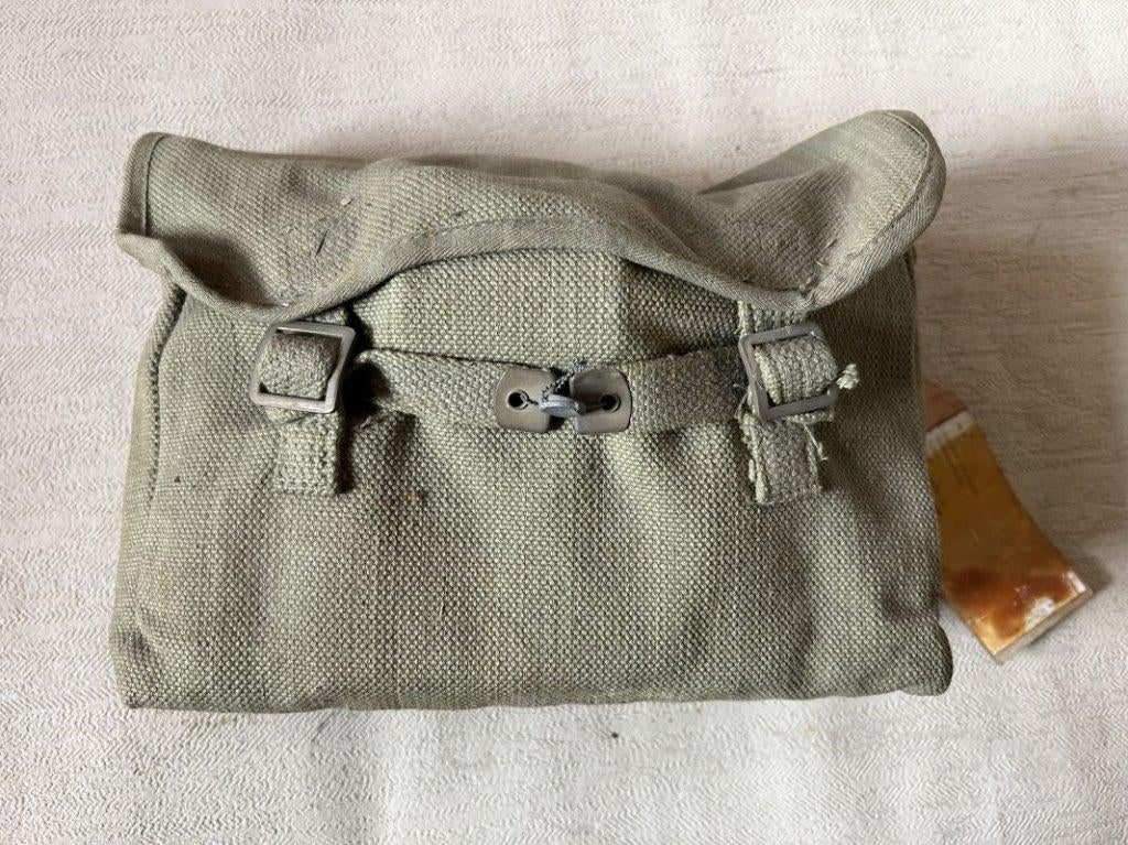 Belgische webbing draagtas, muset - vol - medisch materiaal, Ophalen of Verzenden, Landmacht, Kist of Geocache