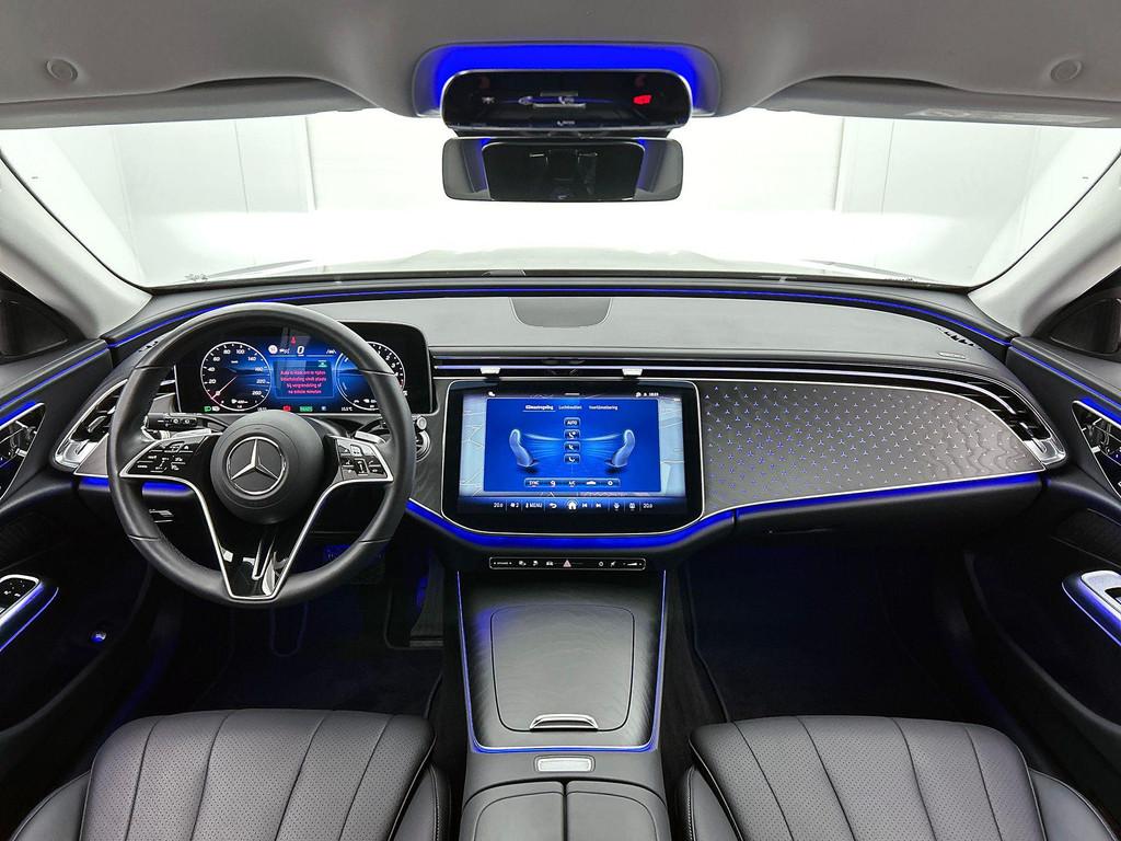 Mercedes-Benz E-Klasse 300 DE Break Luxury Line | Distronic, Auto's, Automaat, Gebruikt, Zwart, 4 cilinders
