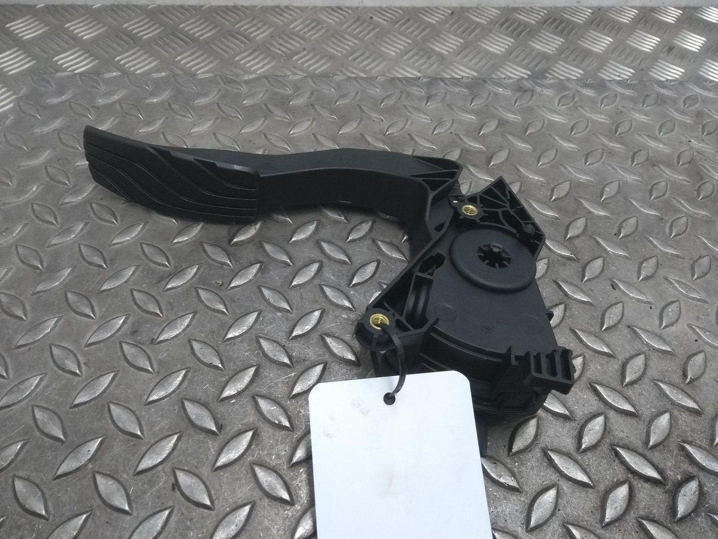 RENAULT SCENIC BOSE GASPEDAAL SENSOR 2018, Ophalen of Verzenden, Gebruikt, Stiba lid