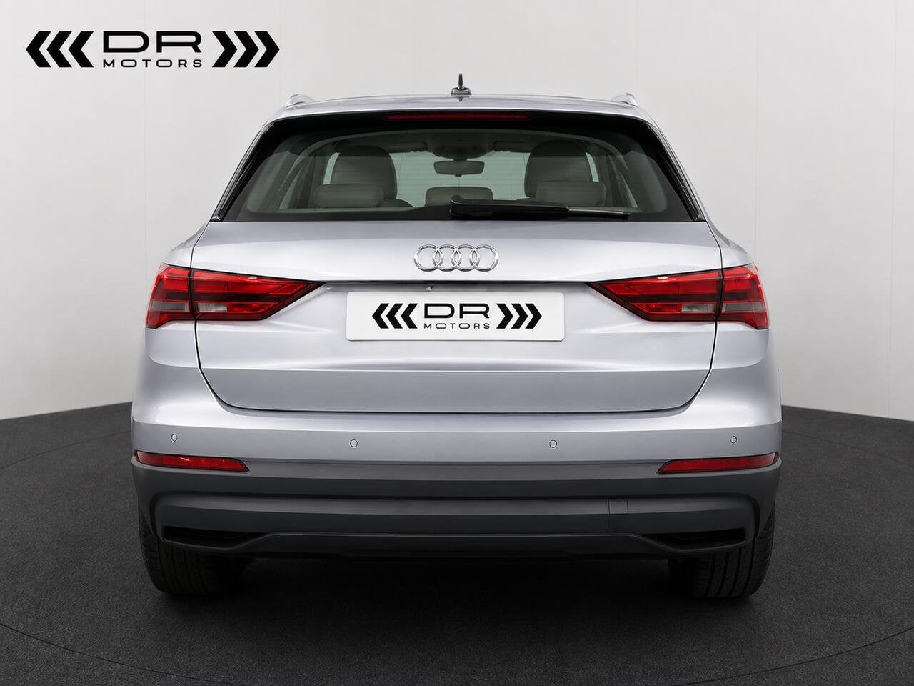 Audi Q3 45TFSI E - LED - CAMERA -, Auto's, Audi, 0 min, USB, 0 kg, Bedrijf